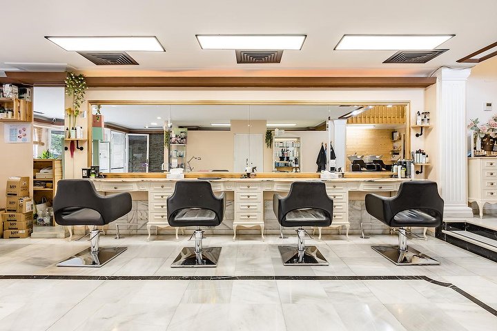 Salón de Belleza Fanni Mena - Barbier Málaga - Photo de galerie - OneBooking