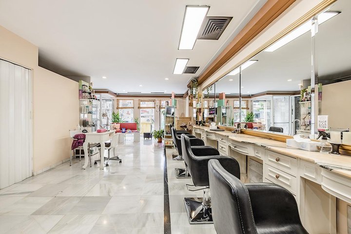 Salón de Belleza Fanni Mena - Barbier Málaga - Photo de galerie - OneBooking