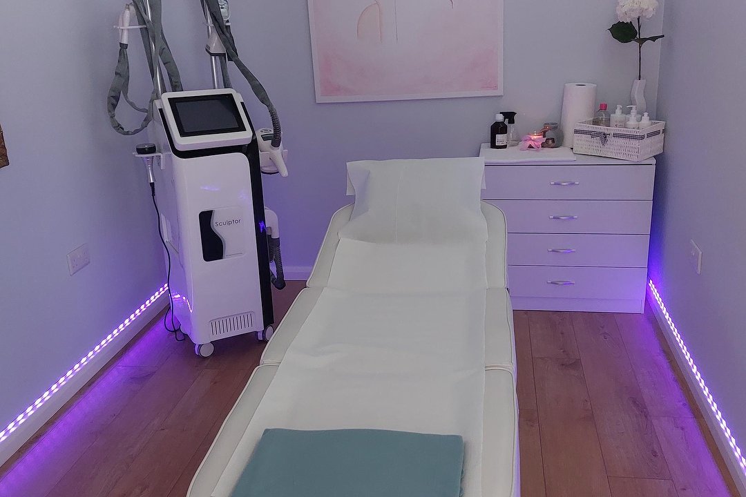 LOOK FIT STUDIO, Wraysbury, Surrey
