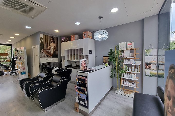 Identity Perruquers - Barbier Terrassa - Photo de galerie - OneBooking