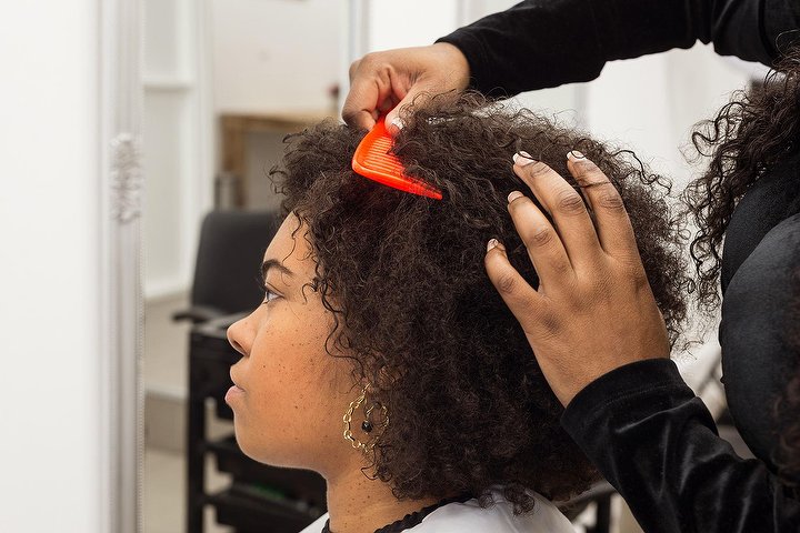 Tête à coiffer Afro cheveux bouclés - CAMILLA