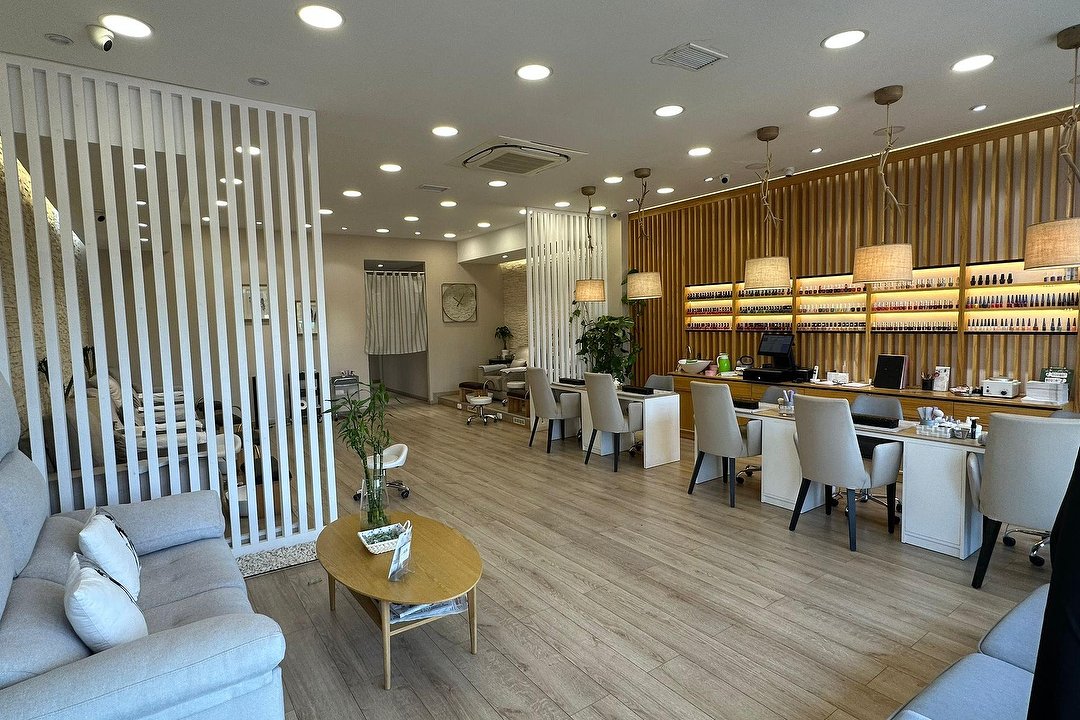 Sola Nails Studio, El Carralero, Comunidad de Madrid