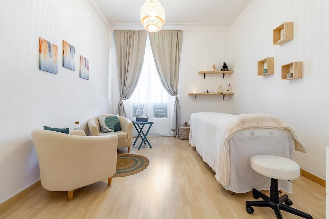holistic barcelona, Dreta de l'Eixample, Barcelona