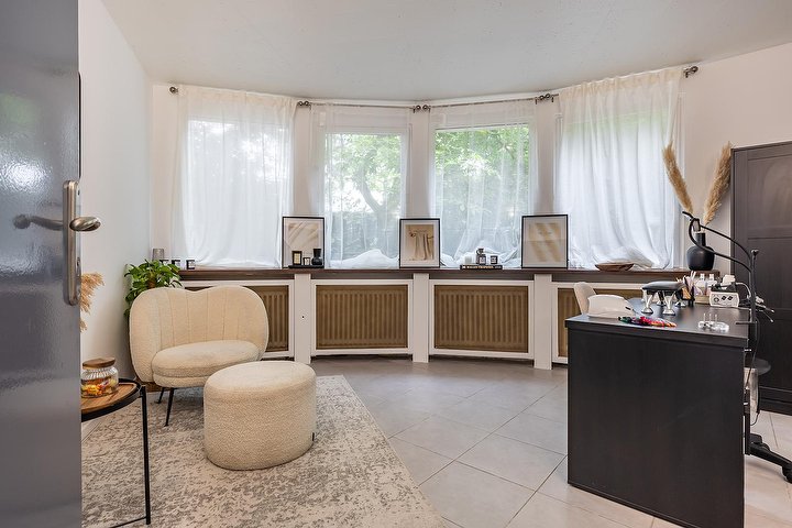 Nails studio | Institut de beauté à Issy-les-Moulineaux, Hauts-de-Seine ...