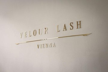 Velour Lash Vienna