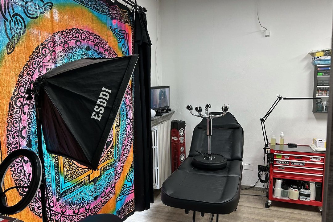 Carlo Corsi Tattoo, Settimo Milanese, Milano