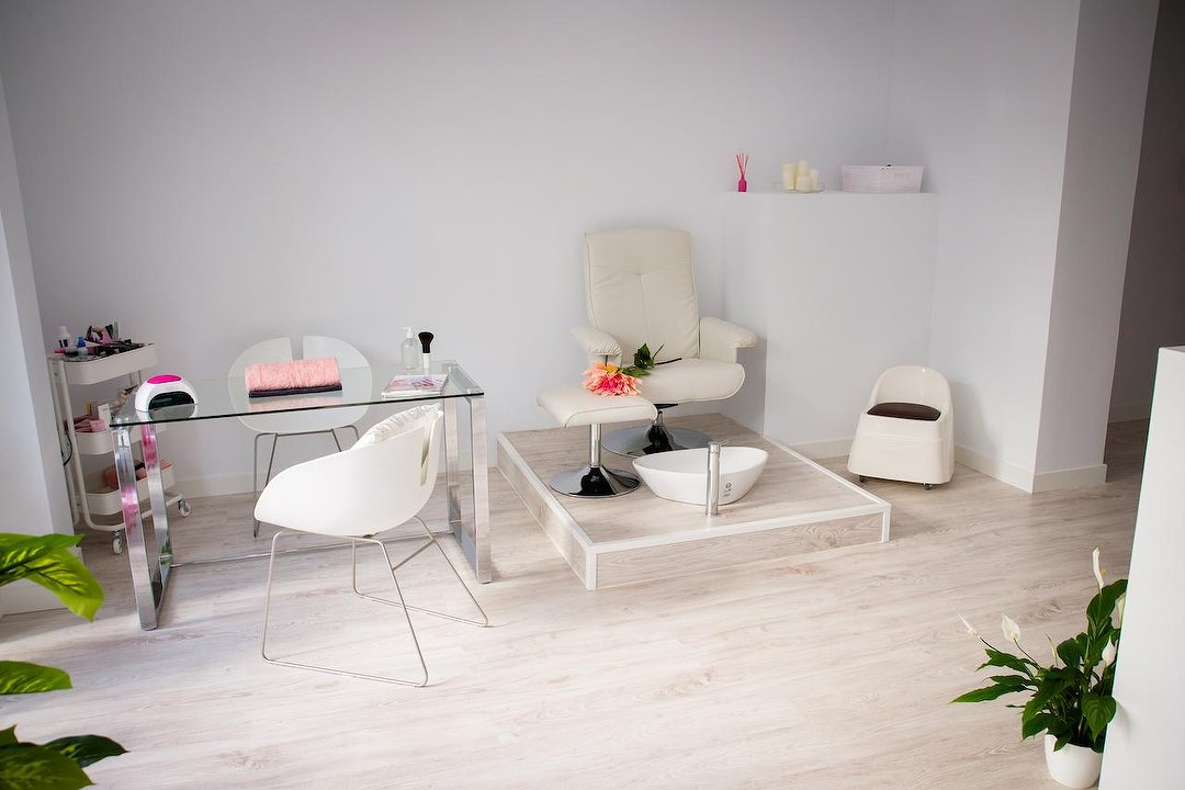 Clínica Estética Dulce Belleza, Almendra, Comunidad de Madrid
