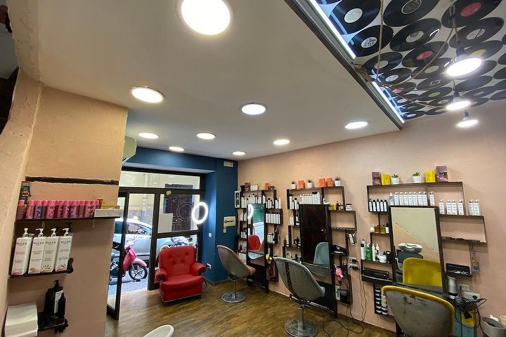 Rules Hair&Beauty Unisex - Coiffure Napoli - Photo de galerie - OneBooking