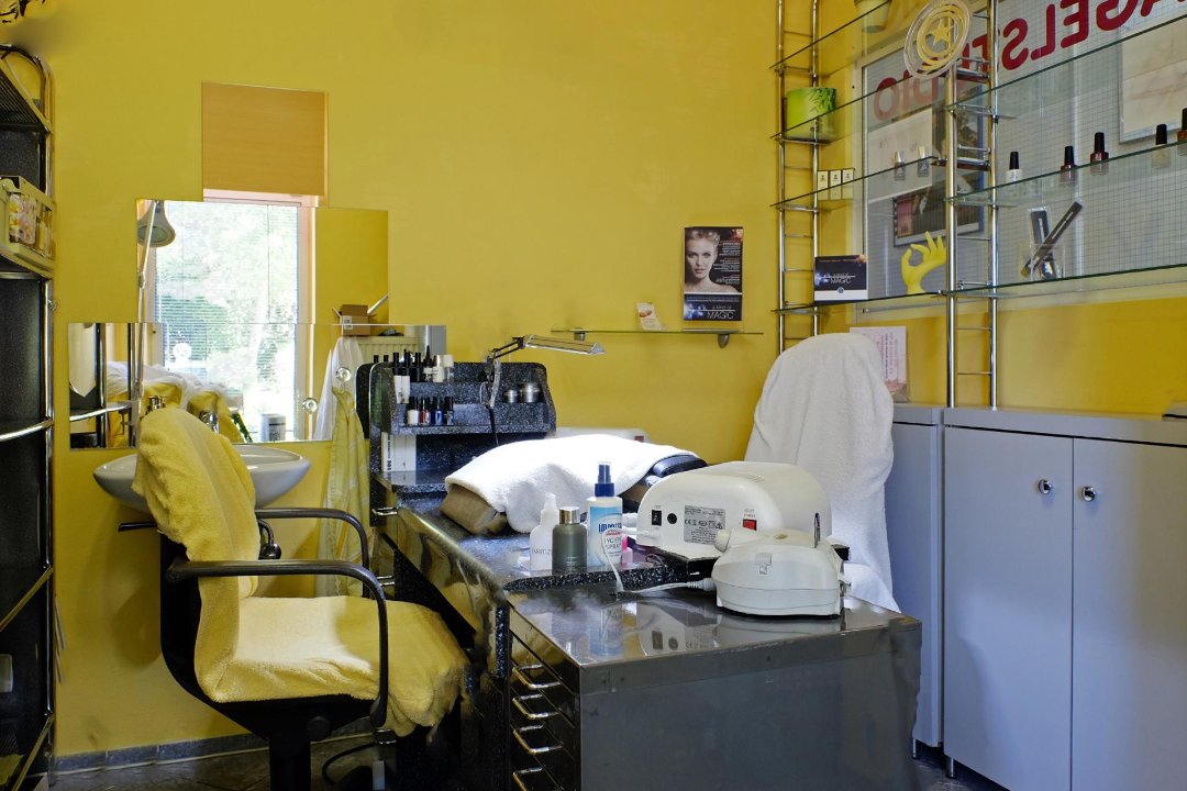 Caros Nagelstudio, Bogenhausen, München