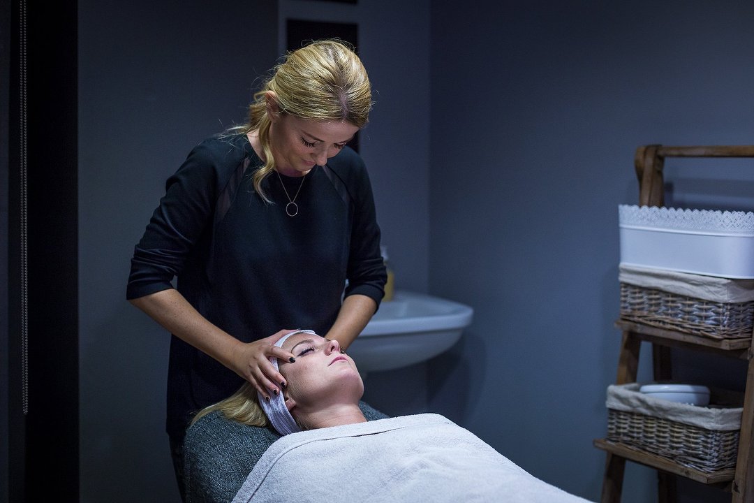 R&R Clinic, Bexleyheath, London