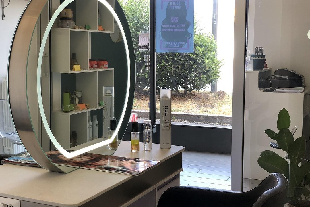 Fashion Parrucchiere, San Cristoforo, Milano