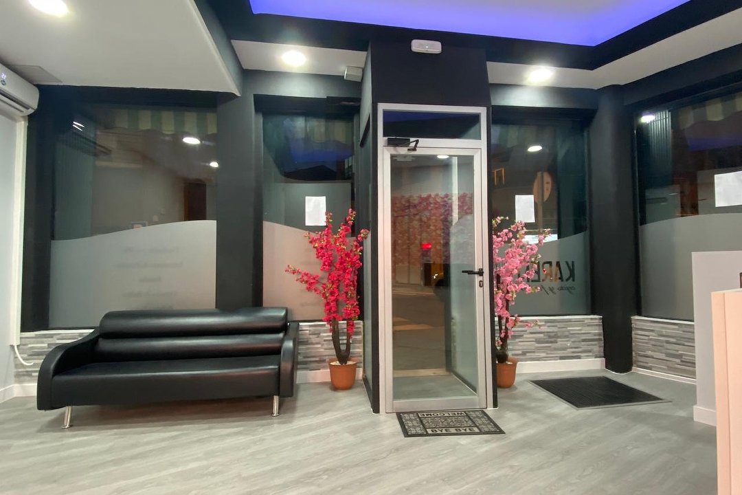 Karen Hilic Cejas y Pestañas, Pueblo Nuevo, Madrid
