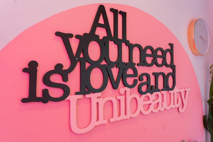 Unibeauty Via della Zecca - Onglerie Bologna - Photo de galerie - OneBooking