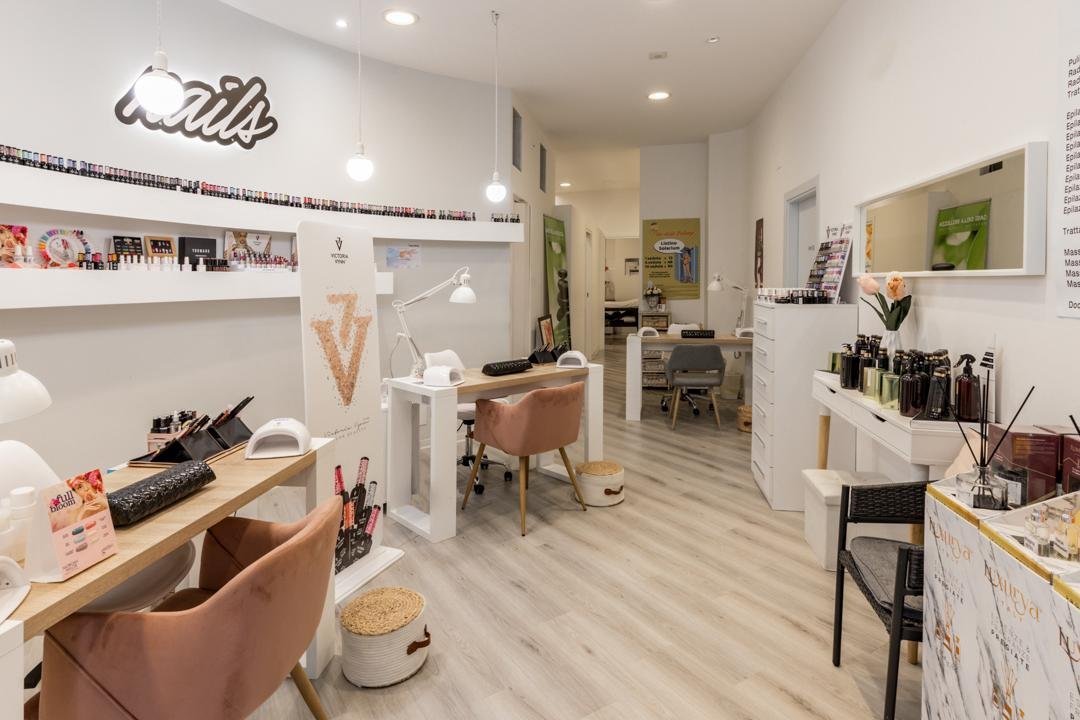 Oasi Della Bellezza Di Cristina Bonura Nails E Benessere, Toscana