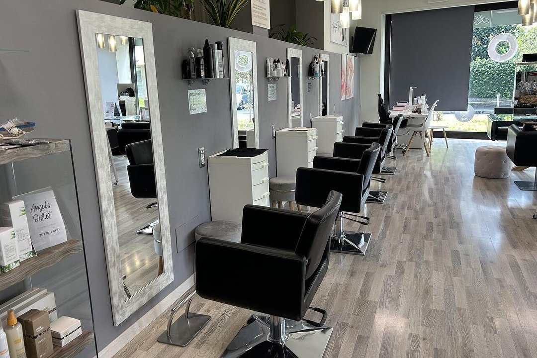 KM Hair Beauty & Barber, Lombardia