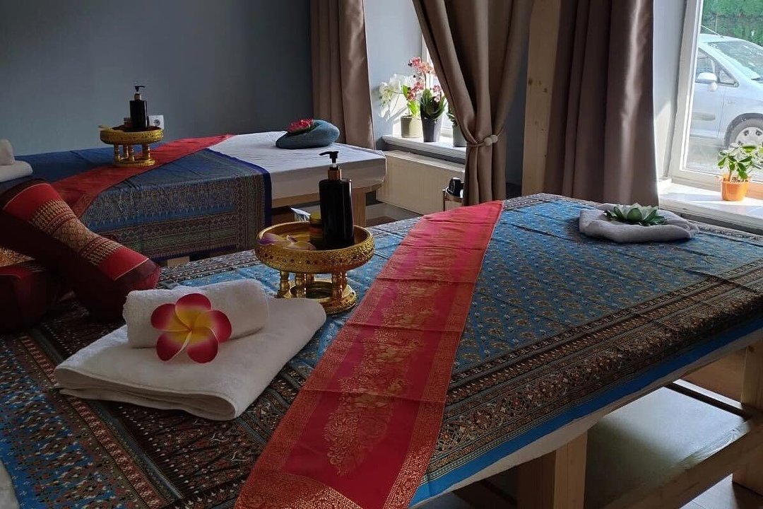 Nicha Thaimassage And Spa Wellness Center In Rathaus Center Pankow