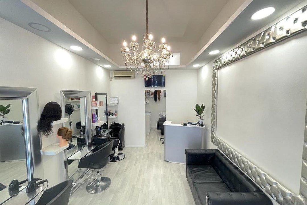 Anna Ho Design Hair Stylist, Libia, Milano