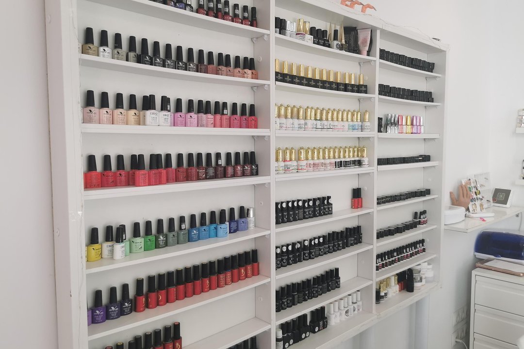 LLGS Nails, Alcalá de Henares, Comunidad de Madrid