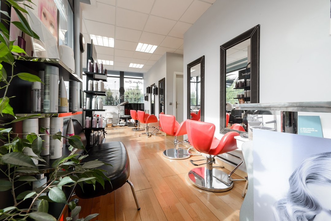 Angela Beck, Distrito Norte, Comunidad de Madrid