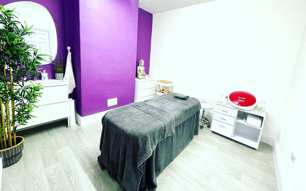 Deep Tissue Massages Near Whitefield Bury Treatwell