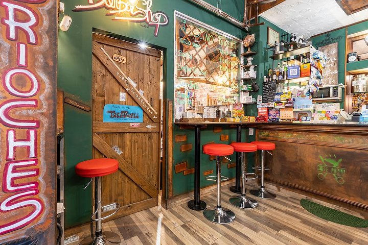 Caffè Pacini - Forbici e Tazzine - Coiffure Milano - Photo de galerie - OneBooking