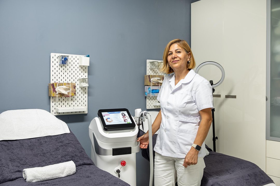 Laserontharen & Microneedling Hoofddorp, Waddenweg, Noord-Holland