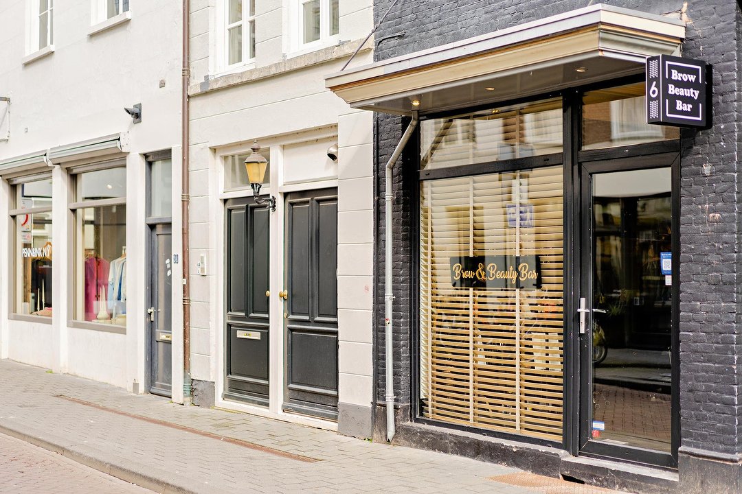 Brow & Beauty Bar Schoonheidssalon in Den BoschCentrum, Den Bosch