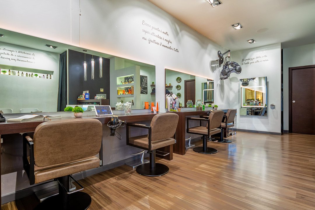 Angel's Parrucchieri, Bolognina, Bologna