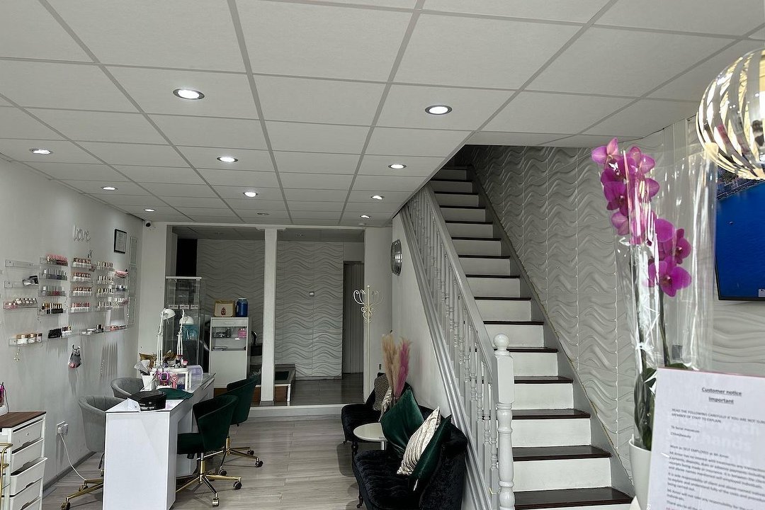 Mi Amor Nails Aesthetics & Beauty, Eccles, Salford