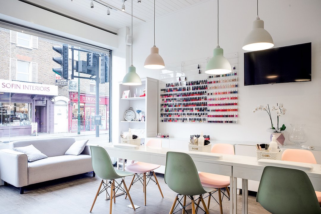 Pomelo Nail Bar - Disabled, Barnes, London