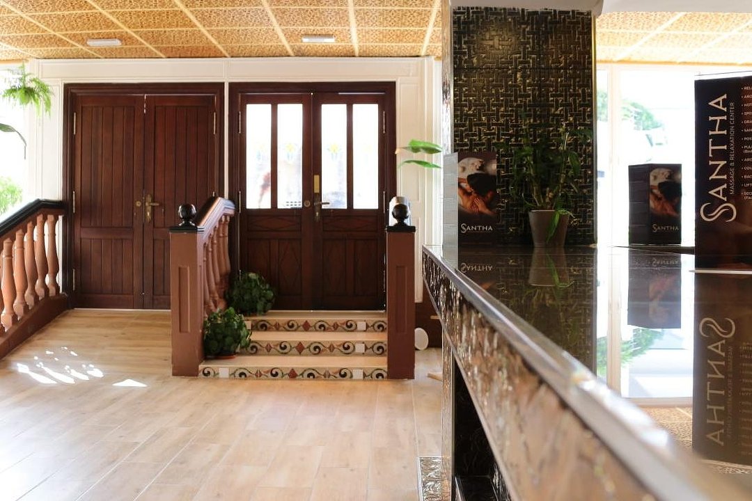 Santha Massage & Relaxation Center, Torremolinos