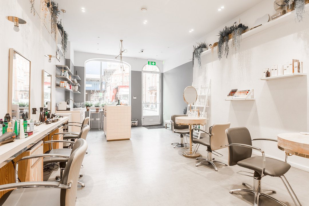 Aer Blowdry Bar Hair Salon In Kensington London Treatwell