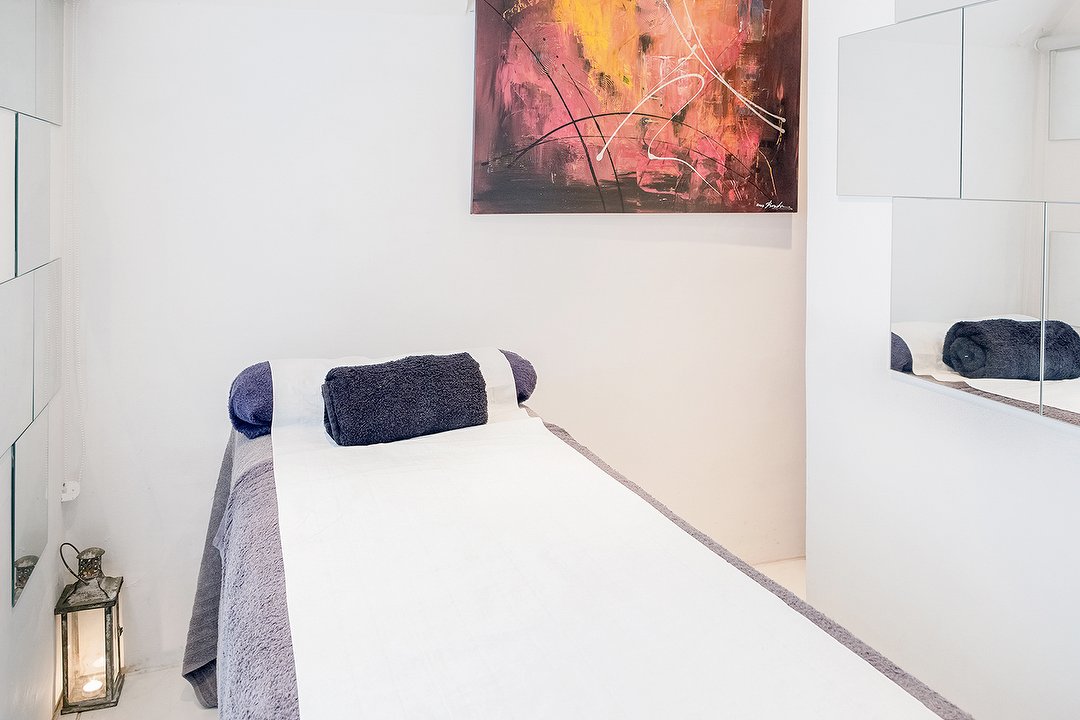 Unwind Pain Relief Clinic, Notting Hill, London