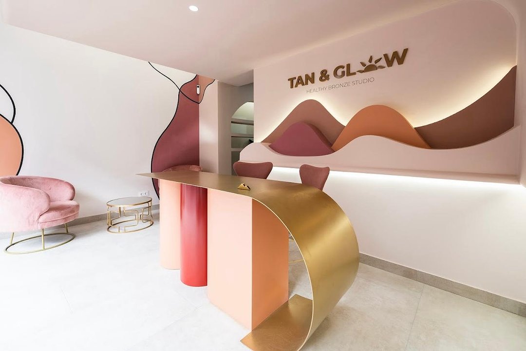 Tan & Glow Centro de Bronceado Healthy, Trafalgar, Madrid