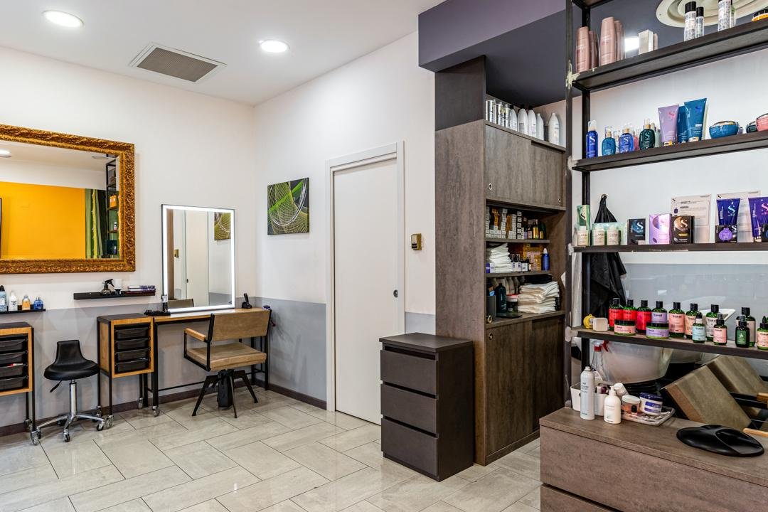 Vanity Parrucchieri, Buonarroti, Milano