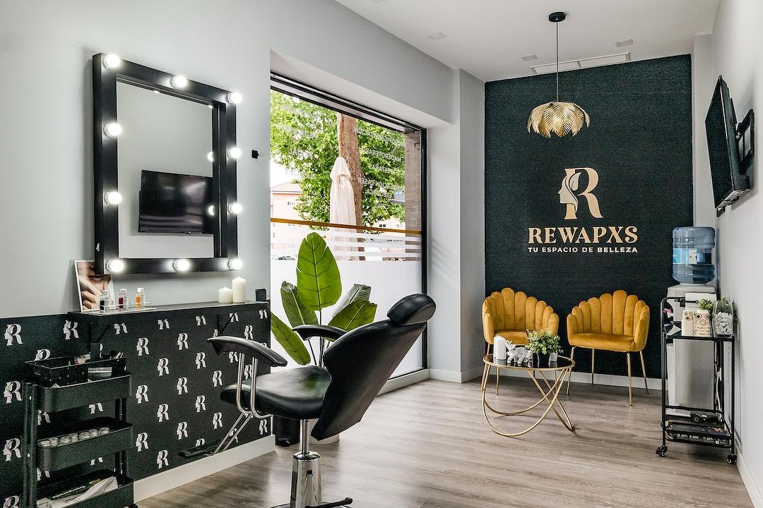 Rewapxs, Almendrales, Madrid