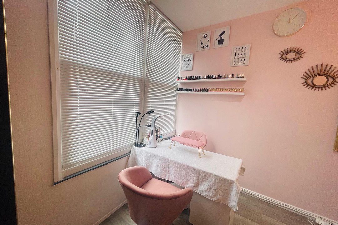 MK Beauty Studio, Bromley North, London