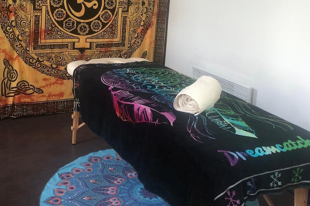 Massagesse, Calvados