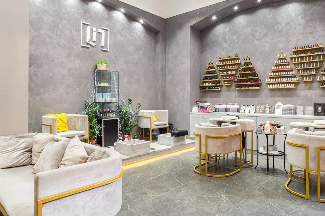 Lin Parrucchiere & Nails, Sarpi, Milano