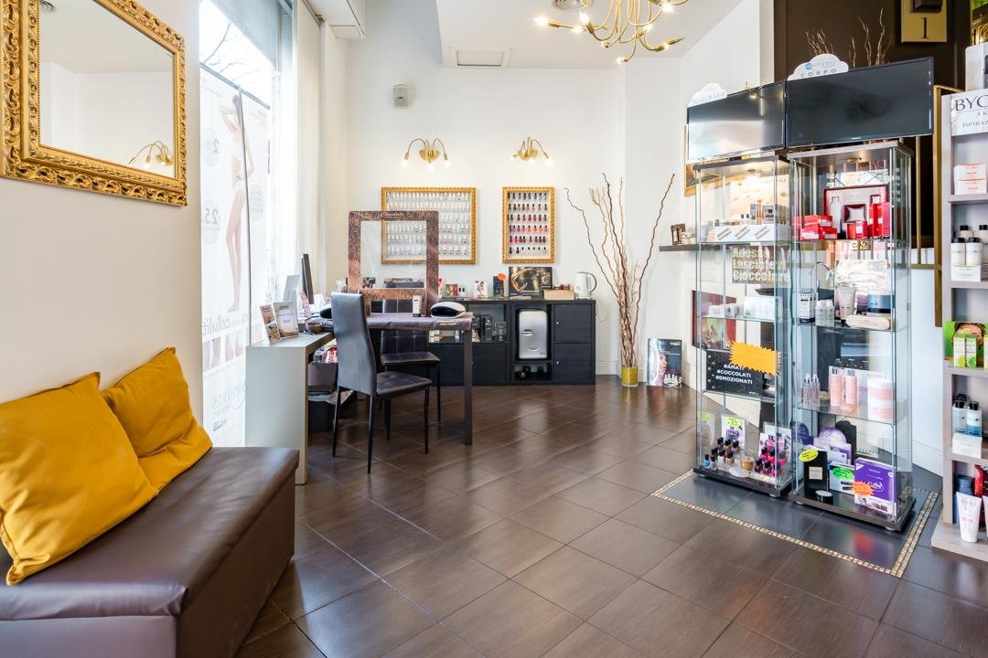 Chocolate Prati, Eroi, Roma