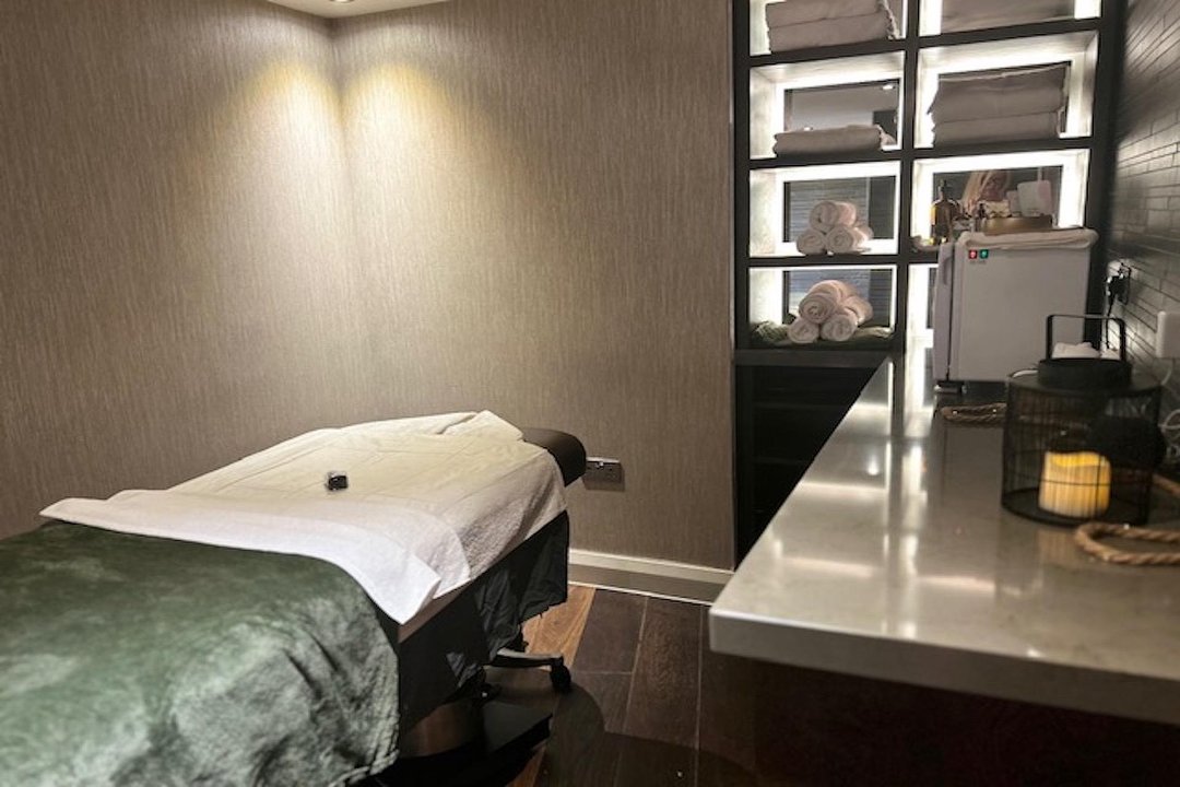 Luenire SPA & Aesthetics - Birmingham, Birmingham