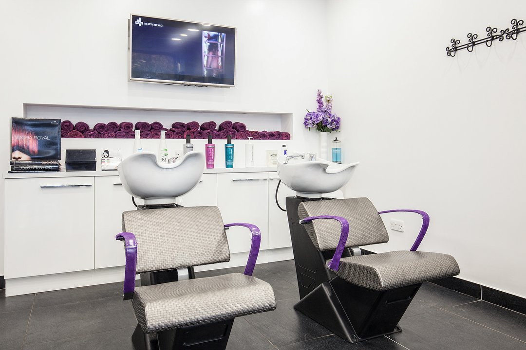 Armani Hair Hair Salon in Hither Green London Treatwell