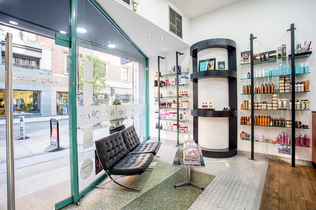 Hairdressers And Hair Salons Near Manchester Piccadilly