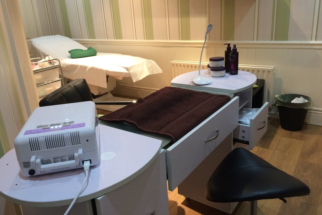 Karolina's Beauty Studio, Hanwell, London