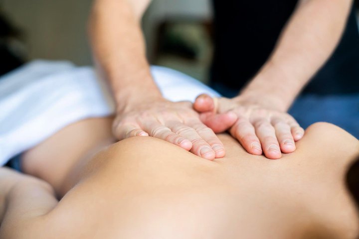 Deep Tissue Back, Neck, Shoulder Massage 1hr - Rejuveness