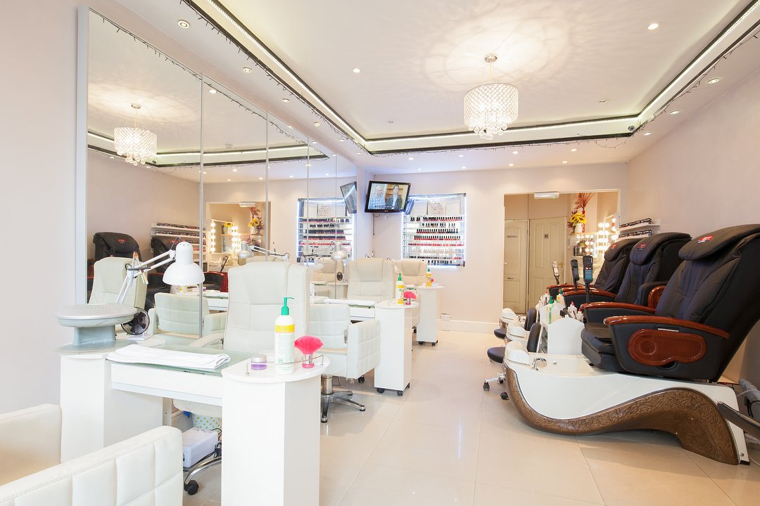 Gloss Nail Care Salon, Forest Hill, London