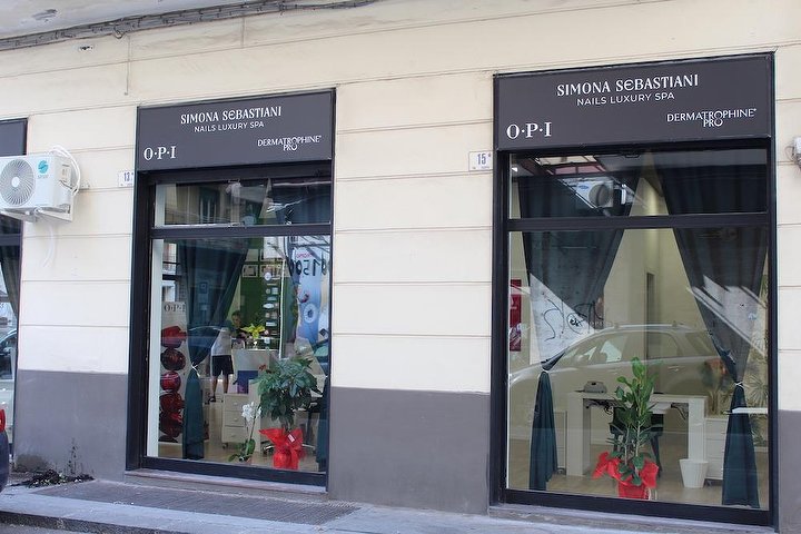 Sebastiani Simona Nails Luxury Spa - Onglerie Catania - Photo de galerie - OneBooking