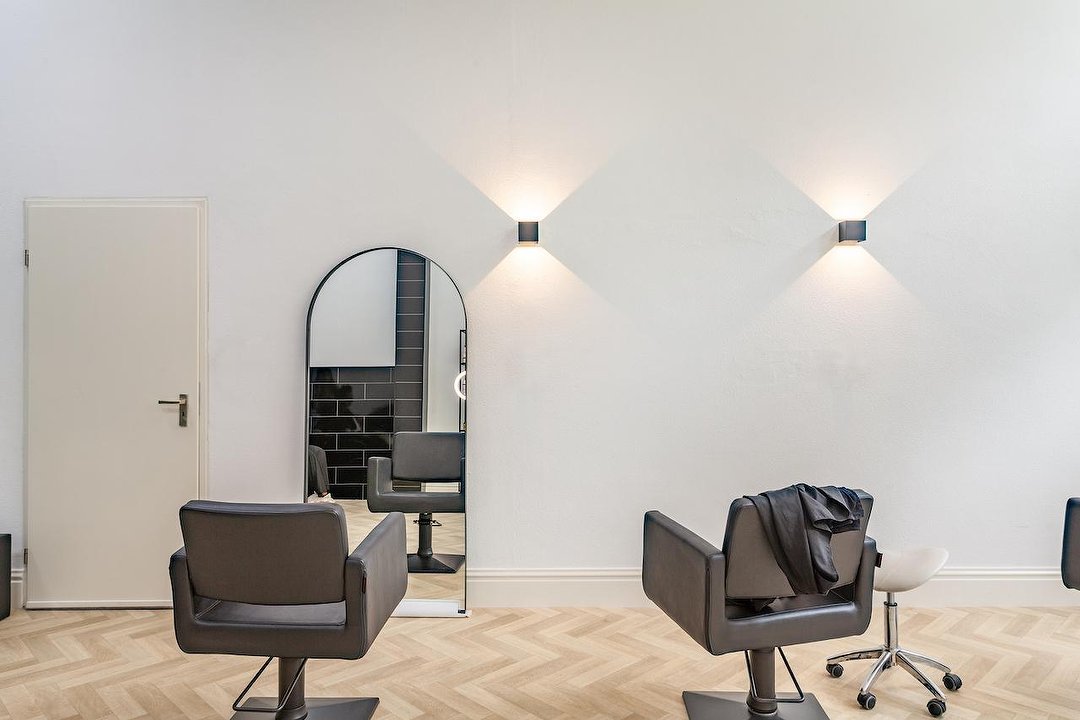 Djenai'S Curl Addiction, Mathenesserdijk, Rotterdam