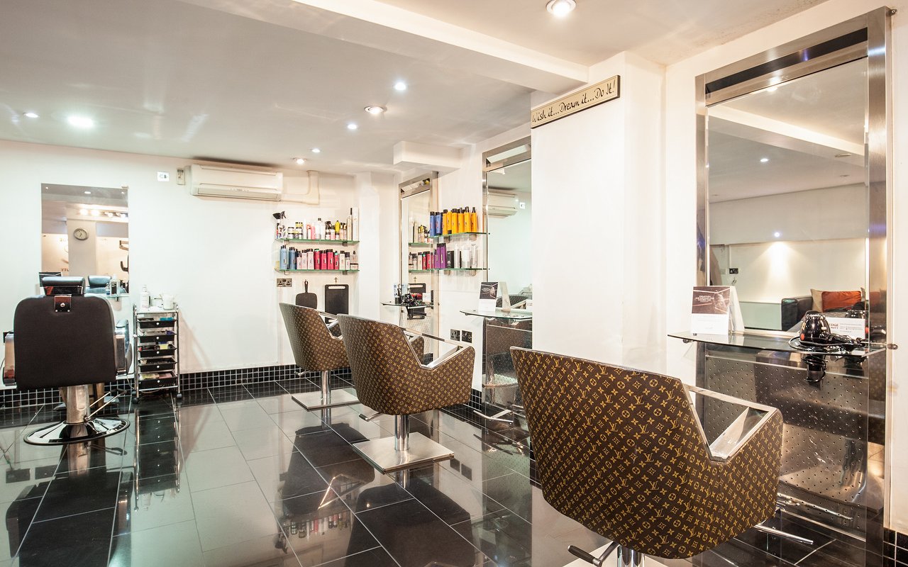 Nail treatments at nail salons and nail bars in Streatham, London