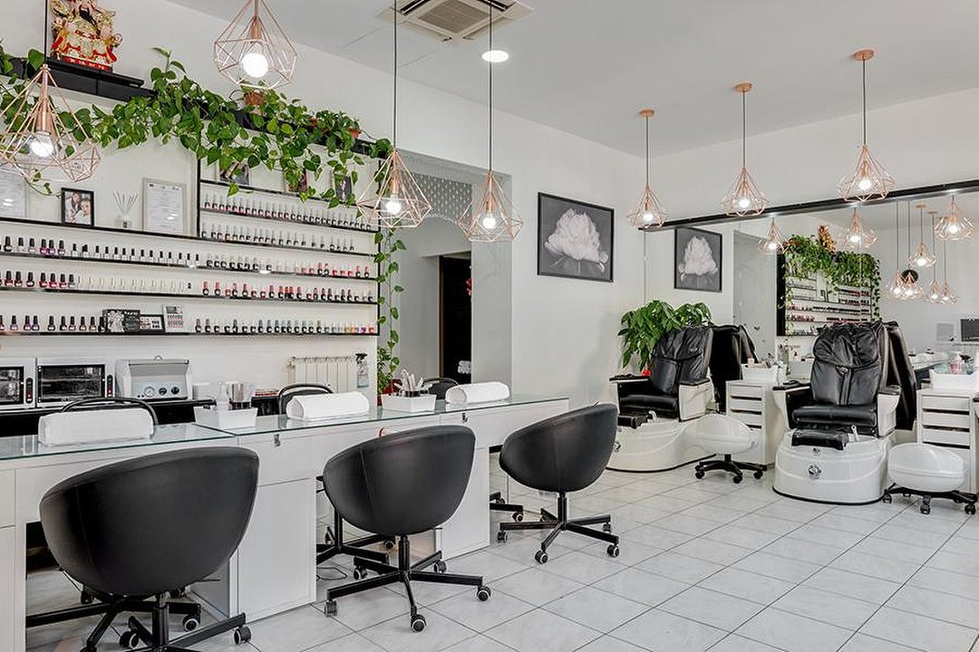 Lucky Girl Nail Spa, Casoretto, Milano